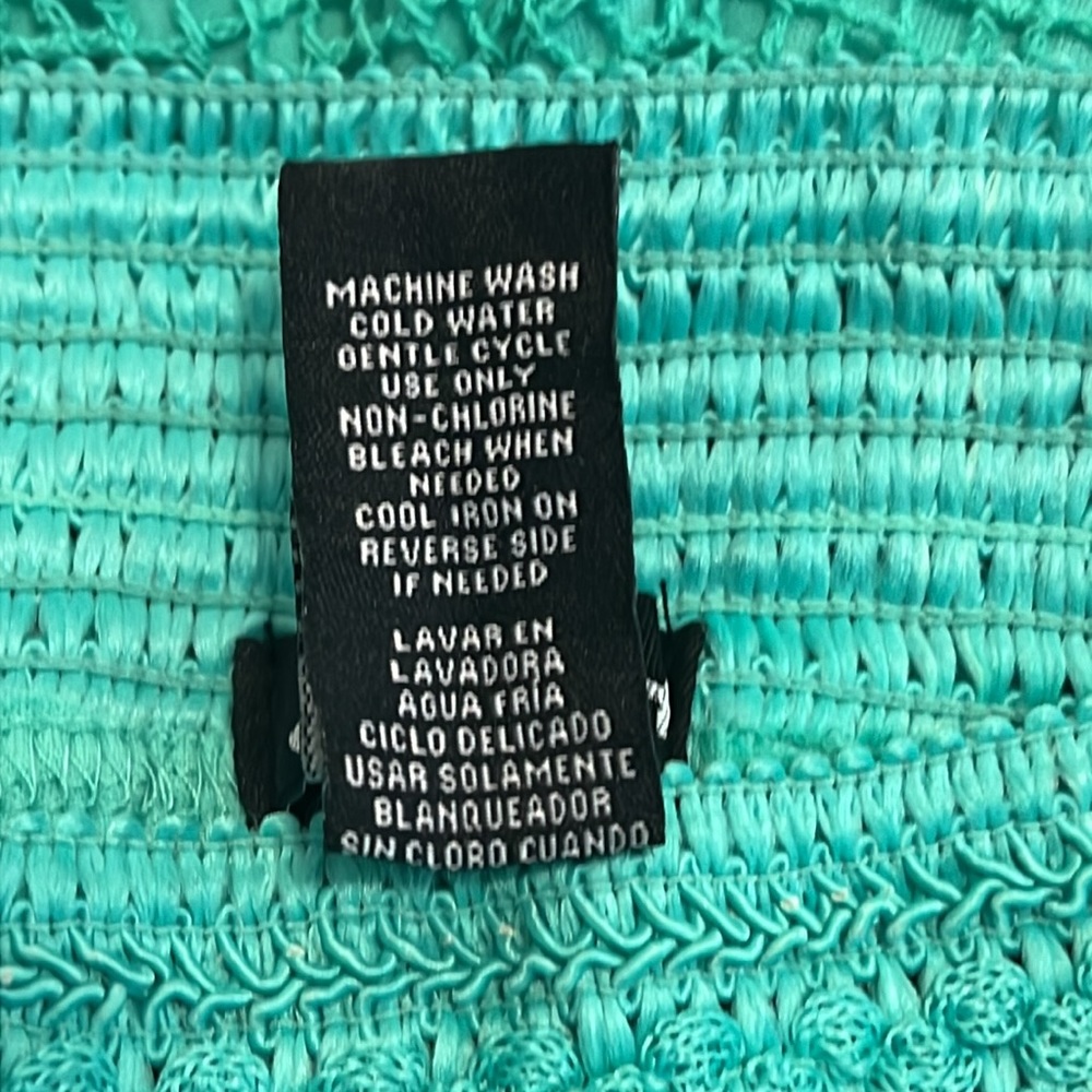 NEW Justify Shorts ( medium ) - Picture 5 of 6